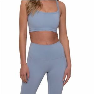 Morgan Stewart Sport light blue workout set XS (sports bra + leggings)